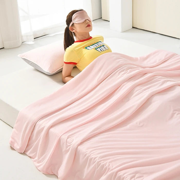 The Ice Silk Cooling Comforter
