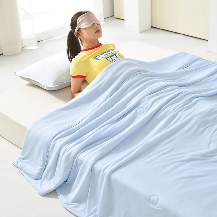 The Ice Silk Cooling Comforter